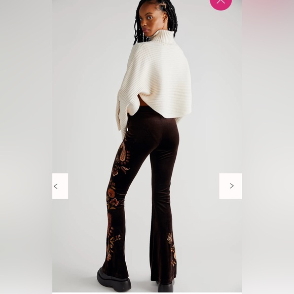 Free People Pants - Free People x Driftwood Farrah Velvet Pull-On Flare Pants Brown Medium New